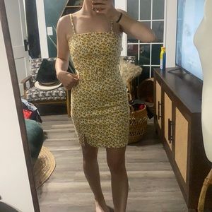 Floral mini dress with matching belt